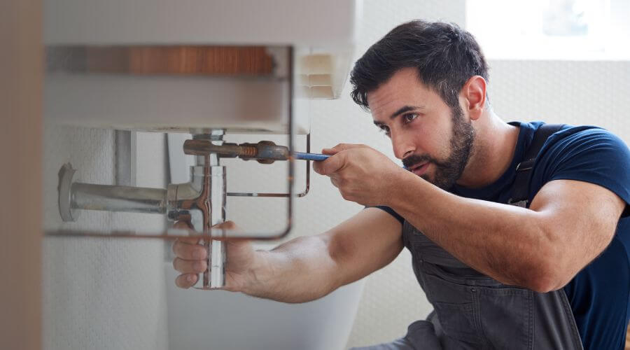 Local tankless water heater installation in Honey Creek, IA